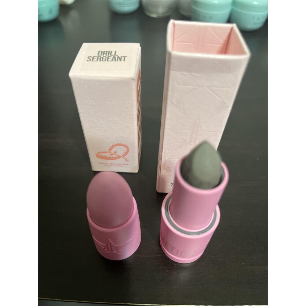 NIB Jeffree Star Velvet Trap Lipstick ……DRILL SERGEANT….Full Size 4g Goth